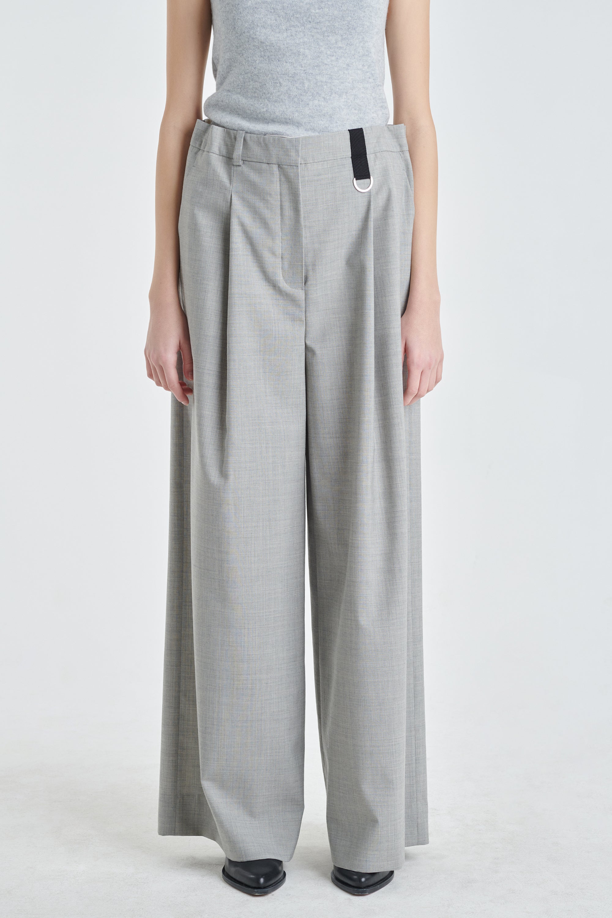 Grey light wool oversized straight leg pants – NEHERA