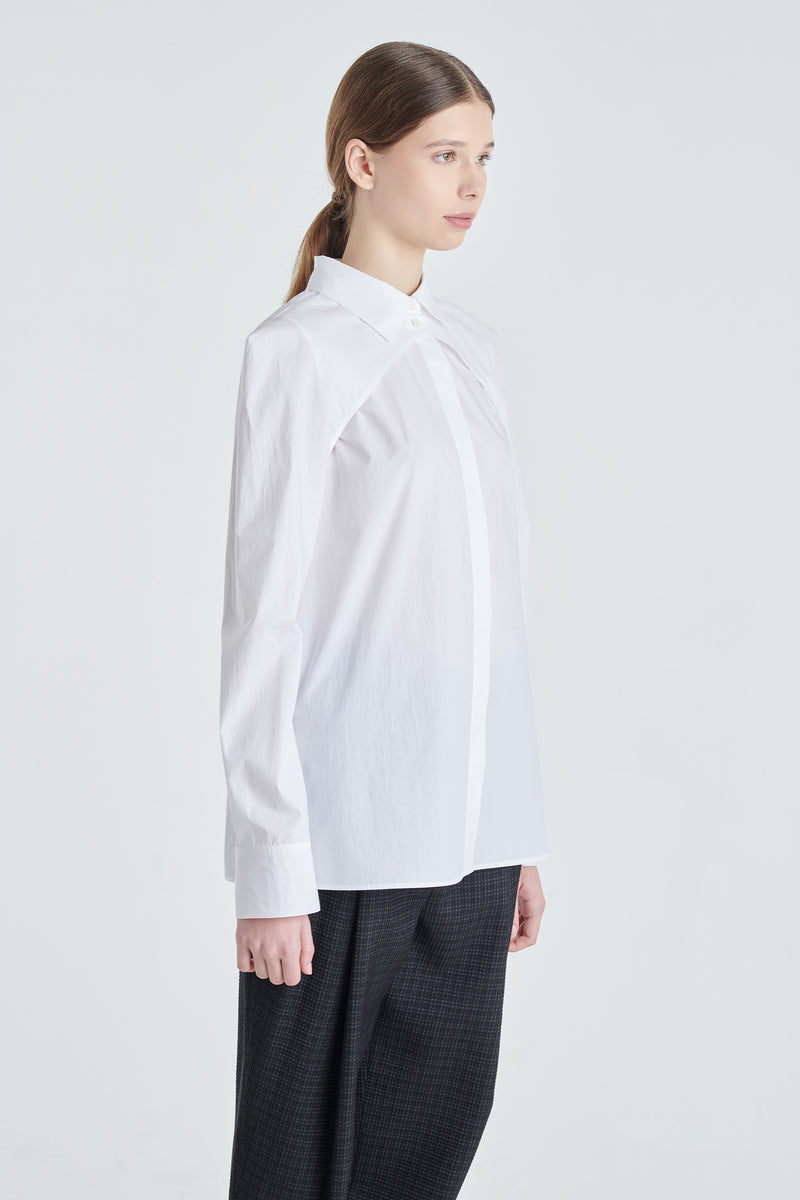 White crispy poplin two layer shirt