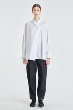 White crispy poplin asymmetric shirt