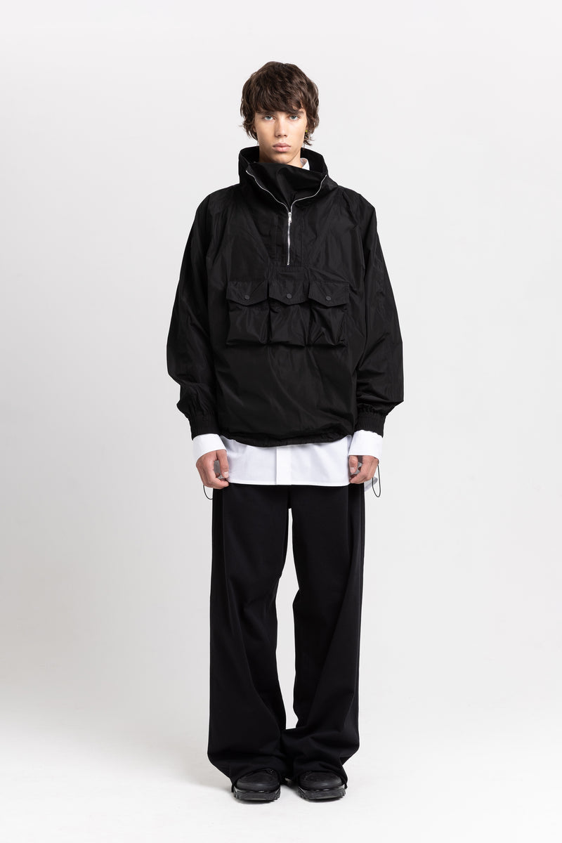 Black water repellent anorak