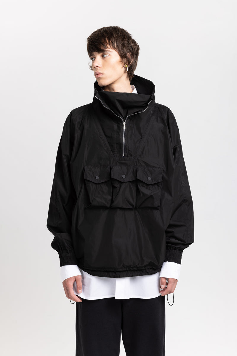 Black water repellent anorak