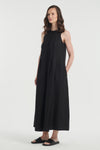 Black sleeveless dress with pleats