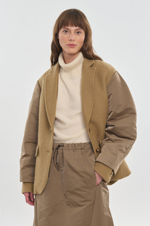 Camel jacket with bomber sleeves