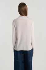 Fog grey and off-white cashmere turtleneck
