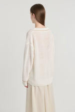 Cream cotton v-neck airy pullover