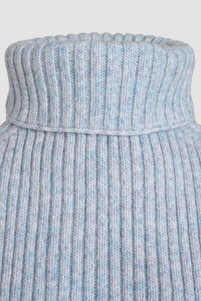 Cloud blue merino blend unisex chunky neck warmer