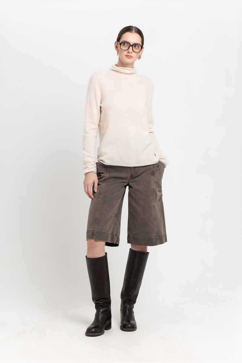 Pearl with grey dawn cashmere lightweight turtleneck