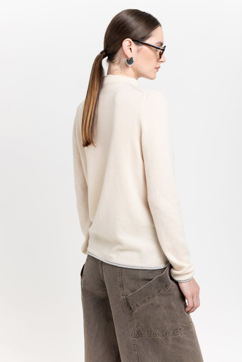 Pearl with grey dawn cashmere lightweight turtleneck