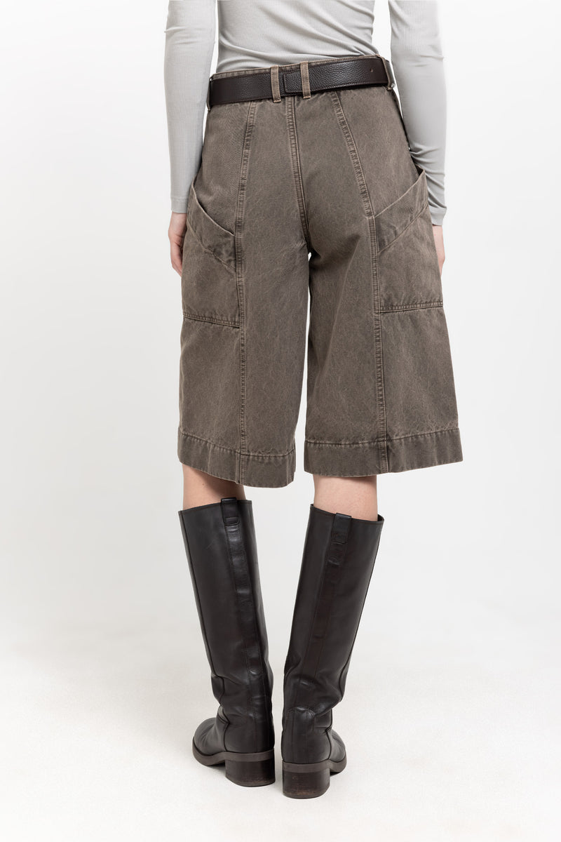 Dark brown short leather belt