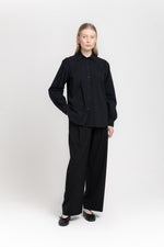 Black crinkle poplin lantern sleeve blouse