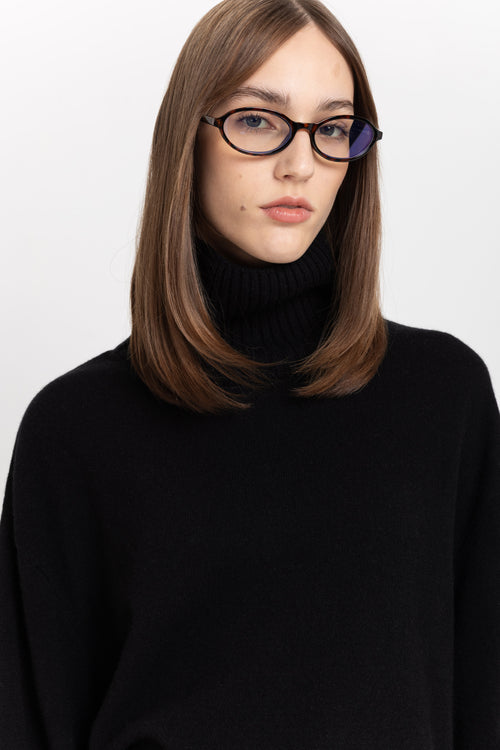 Black cashmere boxy cropped turtleneck