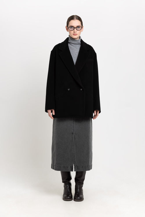 Black plush superfine wool relaxed short coat