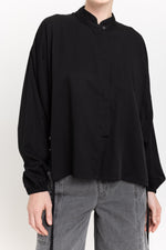 Black fluid tencel voluminous blouse