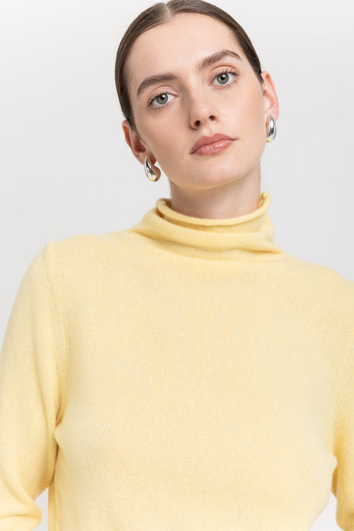 Daffodil yellow cashmere lightweight turtleneck