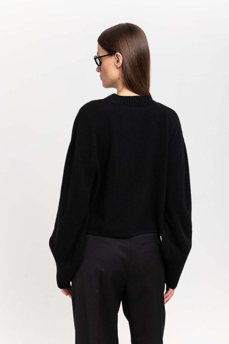 Black cashmere cropped pullover