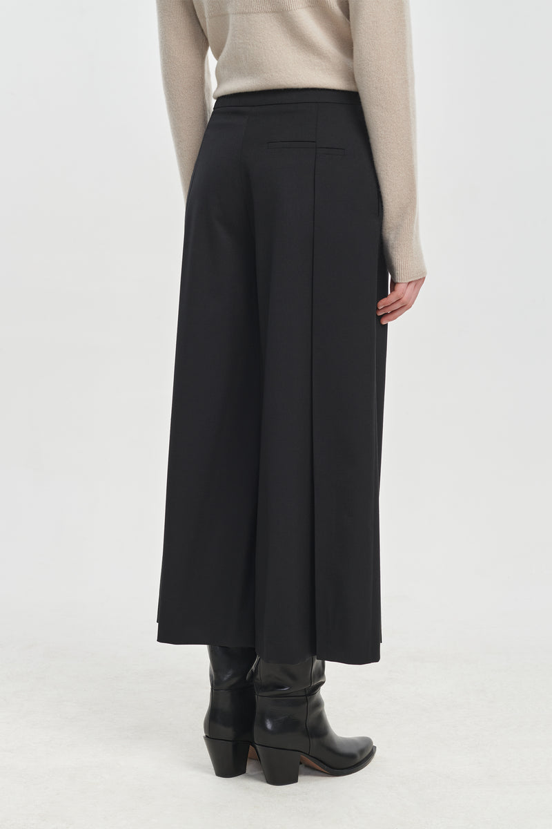 Black wool twill skirt-pants