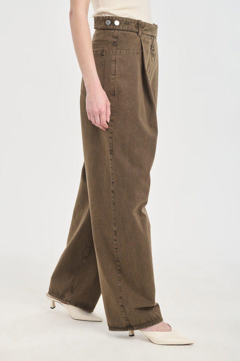 Khaki denim straight leg jeans with pleats