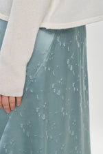 Light blue viscose jacquard fluid skirt