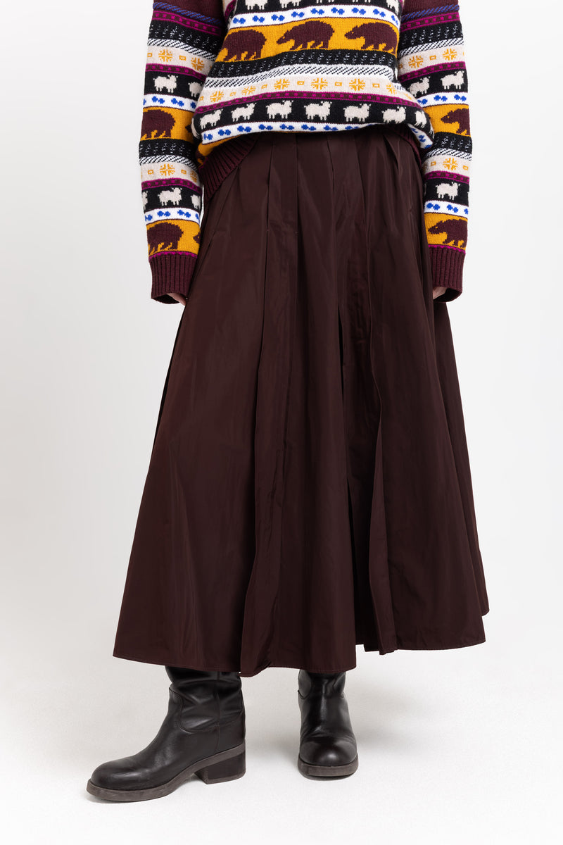 Wine red voluminous skirt