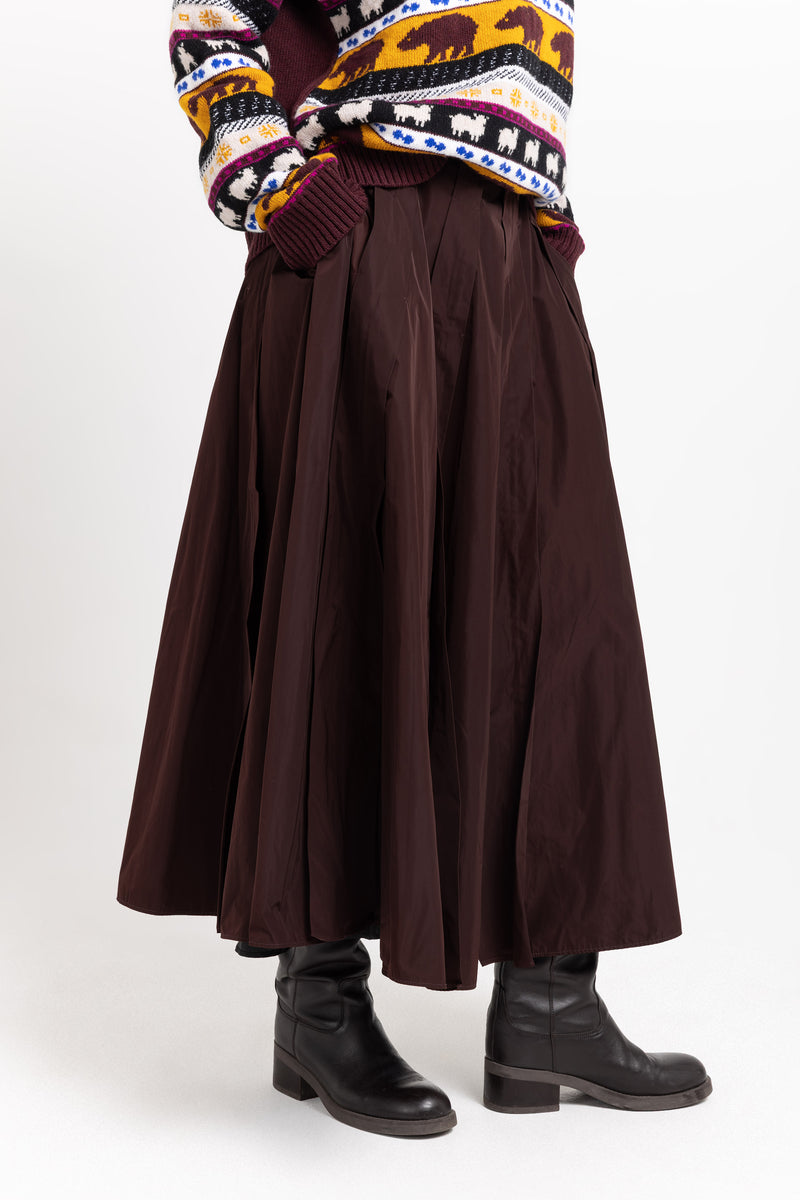 Wine red voluminous skirt