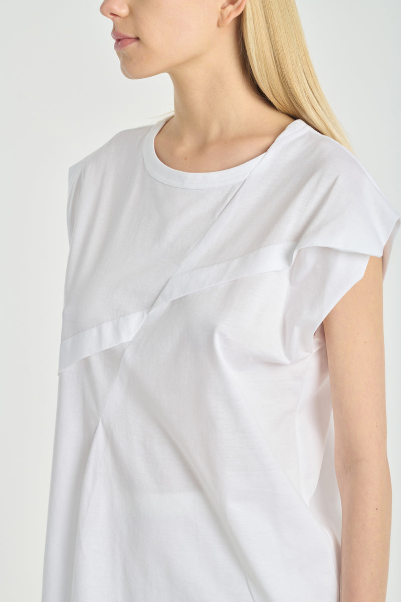 White light jersey cotton top with shifted front