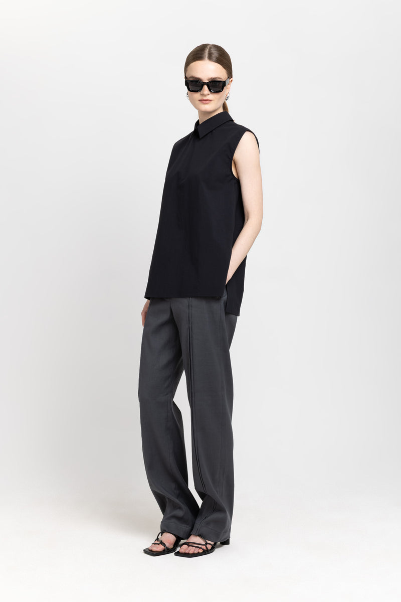 Black crinkle poplin sleeveless blouse