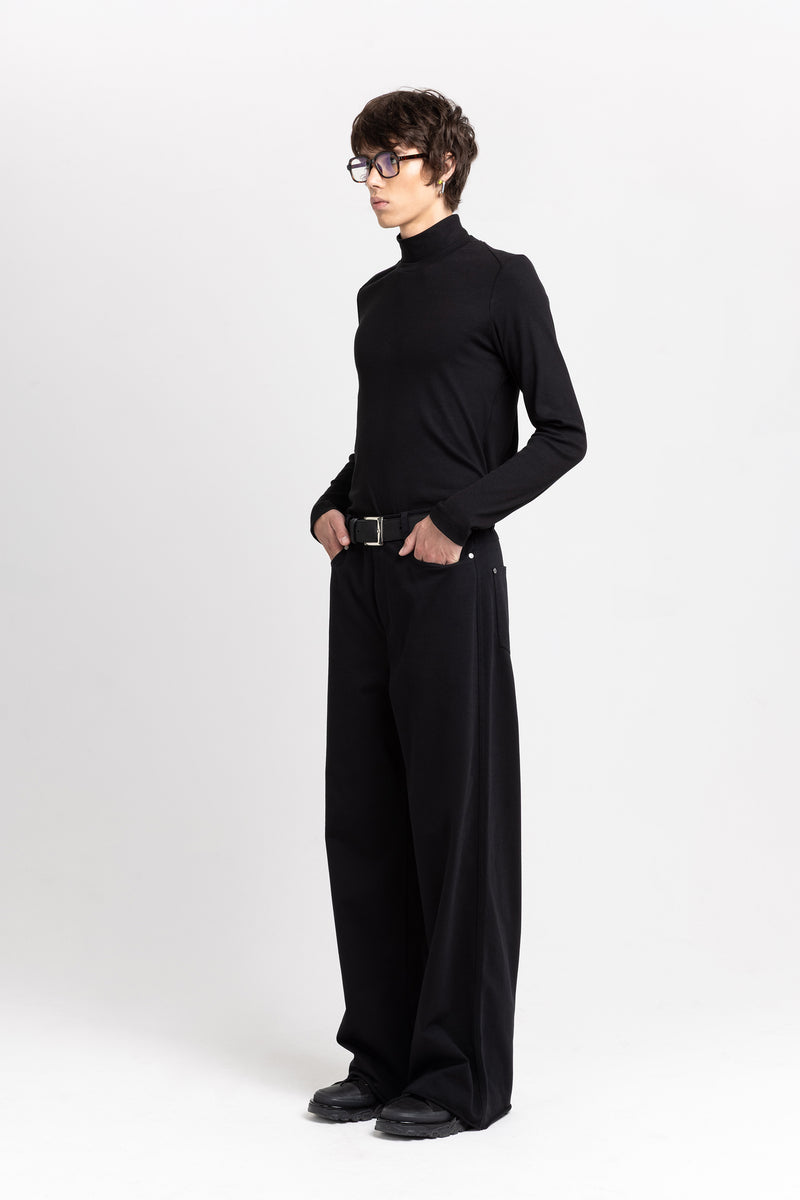 Black short leather belt