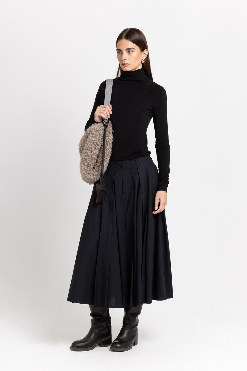 Black poplin voluminous skirt