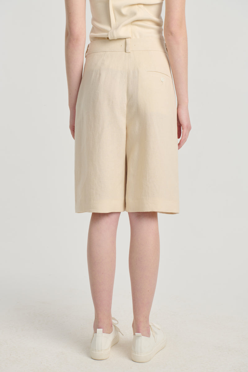 Ivory linen shorts with pleats