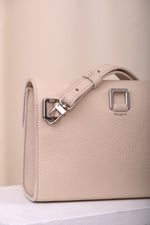 Light beige aniline leather multi-strap bag